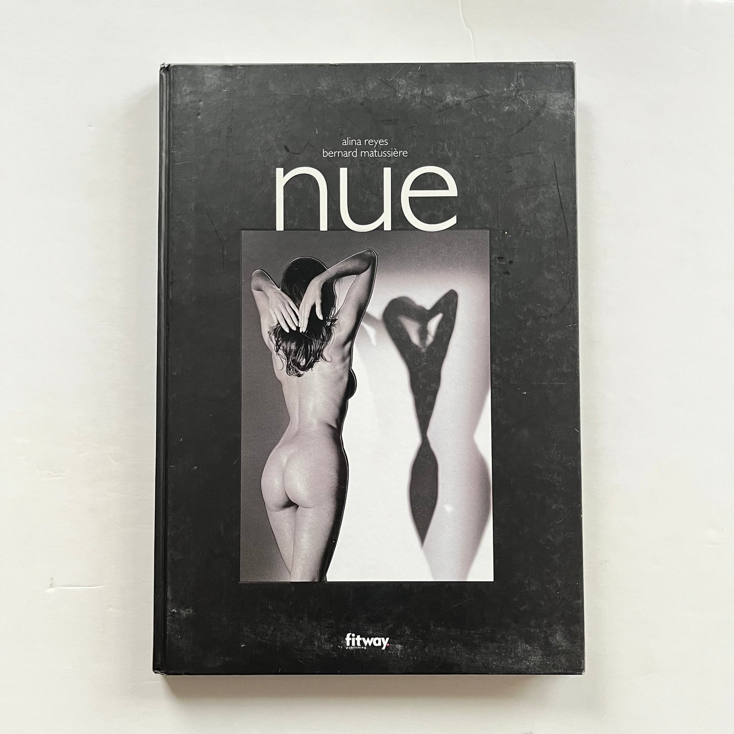 Nue
