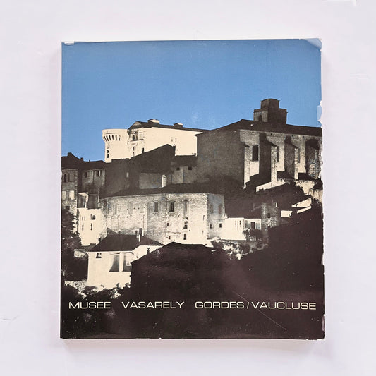 Le Musée didactique Vasarely au château de Gordes